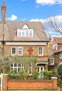 undefined, The Avenue, London, W4