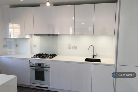 1 bedroom flat to rent, Downsview Road, London, SE19