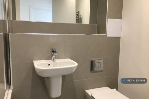 1 bedroom flat to rent, Downsview Road, London, SE19