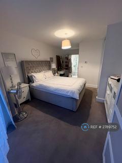 2 bedroom flat to rent, Centenary Plaza, Southampton, SO19