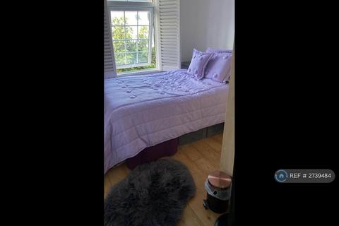 undefined, King Edward Road, Waltham Cross, EN8