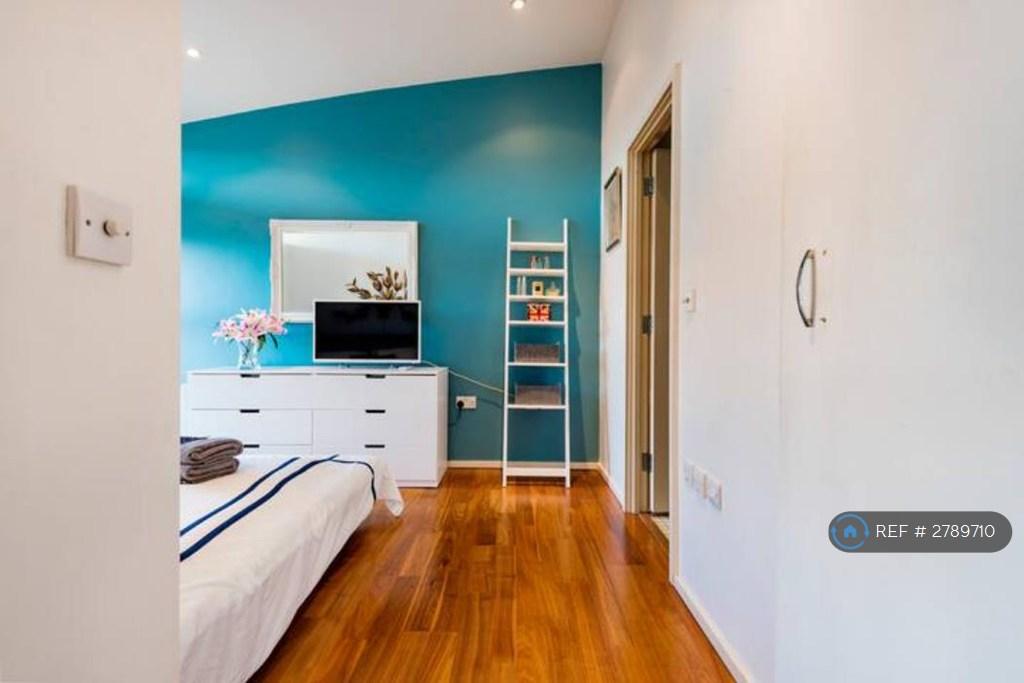 Principle Bedroom