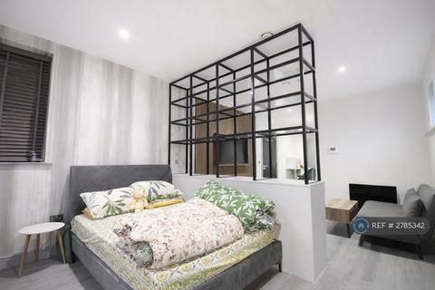 undefined, Tankerville Place, Newcastle Upon Tyne, NE2