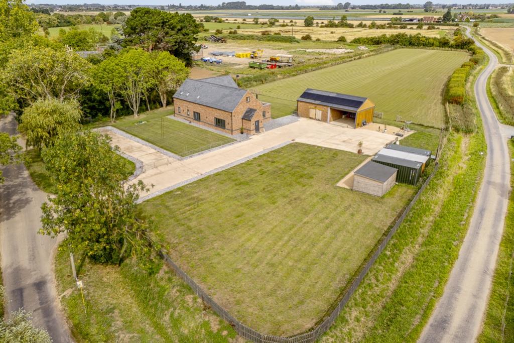 Tawney Lodge (Surfleet)-1