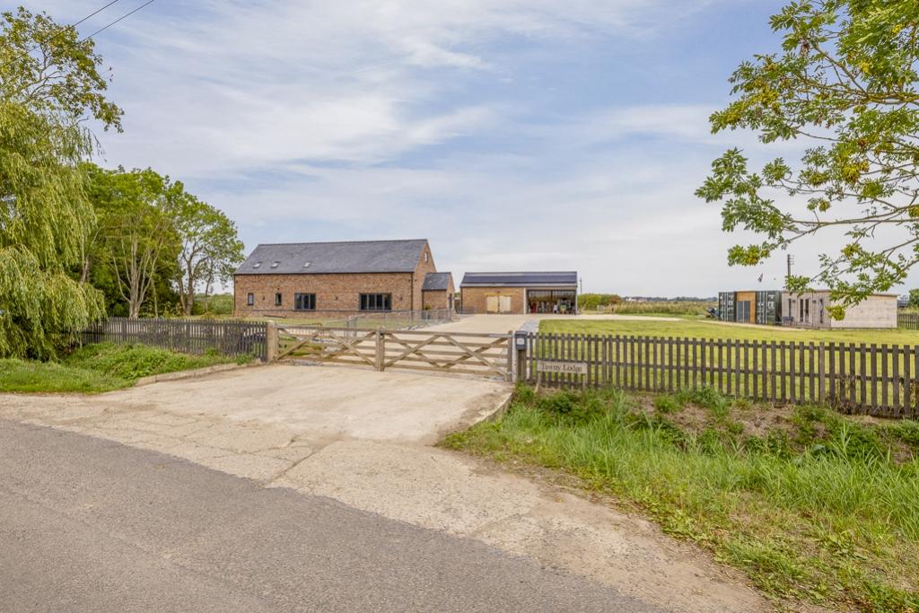 Tawney Lodge (Surfleet)-8