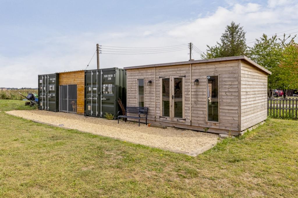 Tawney Lodge (Surfleet)-14