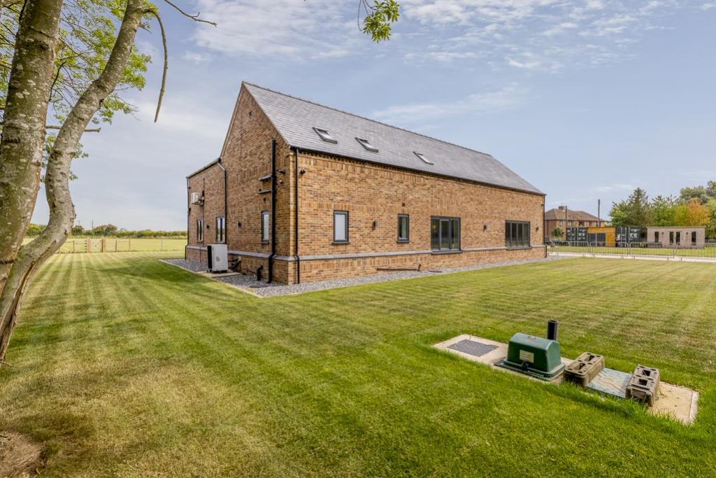 Tawney Lodge (Surfleet)-17