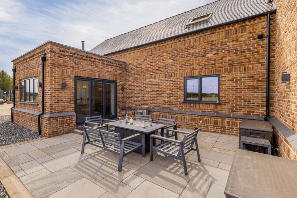 Tawney Lodge (Surfleet)-21