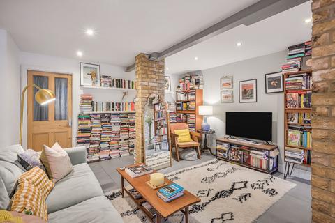 2 bedroom maisonette for sale, Oakfield Road, Crouch End, N4