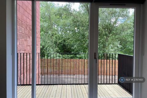 2 bedroom flat to rent, Richmond Park Terrace, Glasgow, G5