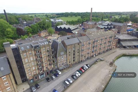 undefined, High St, Manningtree, CO11