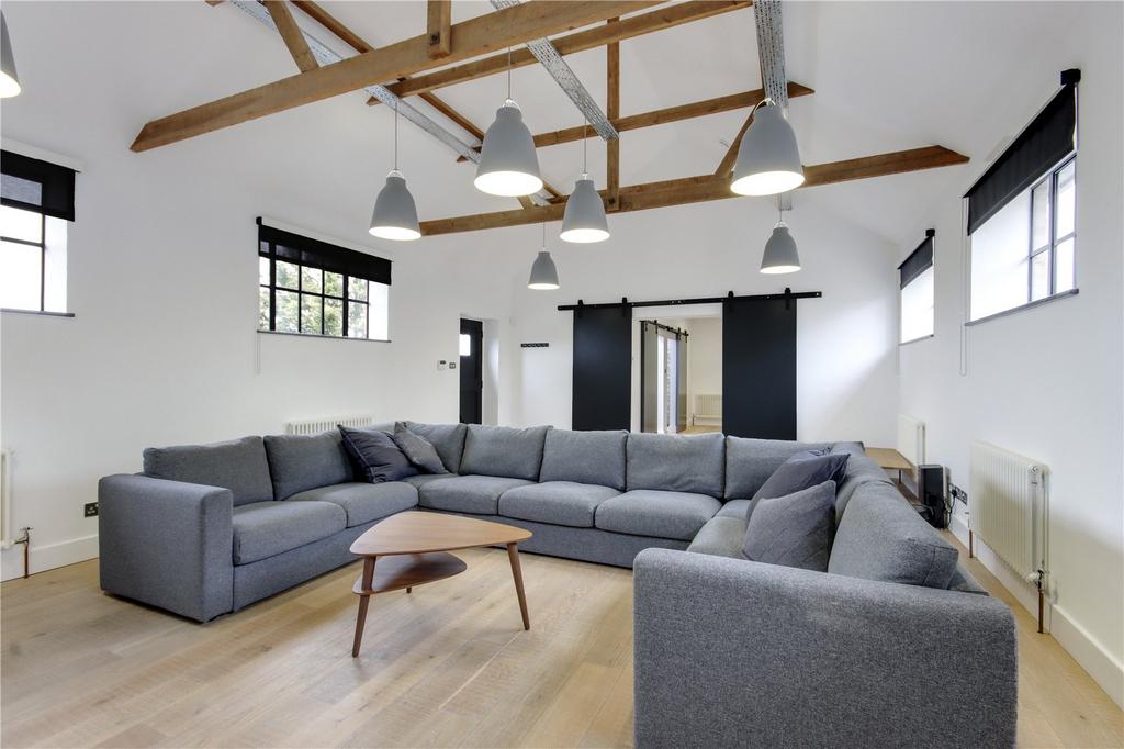First Floor Flat