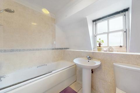 1 bedroom flat to rent, Sarum Terrace, Bow Common Lane, Bow E3