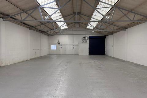 Warehouse to rent - Unit 26, Coleshill Industrial Estate, Birmingham, B46 1JP