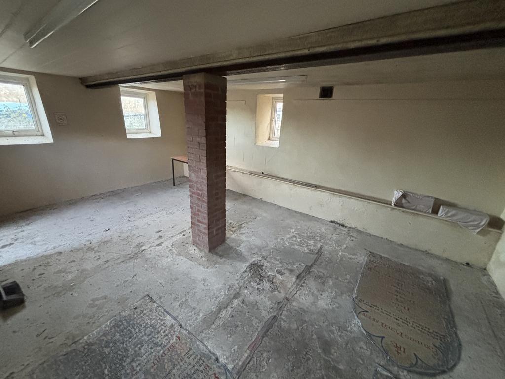 Second meeting room/store room (second image)