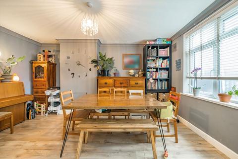 3 bedroom house for sale, Boston Road, London W7