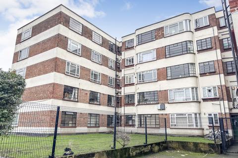undefined, London E5