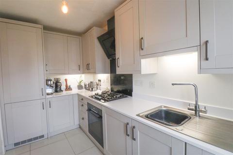 undefined, Tarn Close, Farnborough GU14