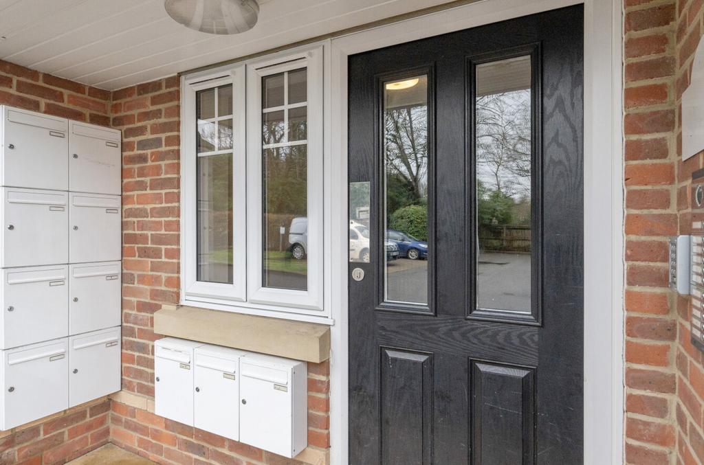 1402184 12 698613...