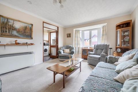 2 bedroom flat for sale, Ferndale Court,  Thatcham,  RG19,  RG19