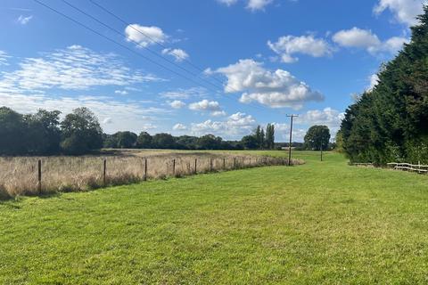 undefined, Great Westwood Field, Sarratt, Kings Langley, Hertfordshire WD4