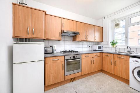 2 bedroom flat to rent, Loddiges House