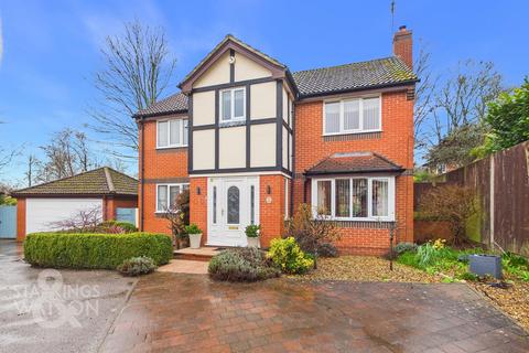 4 bedroom detached house for sale, Princess Beatrice Close, Hellesdon, Norwich