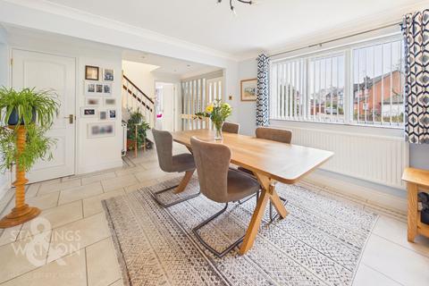 4 bedroom detached house for sale, Princess Beatrice Close, Hellesdon, Norwich