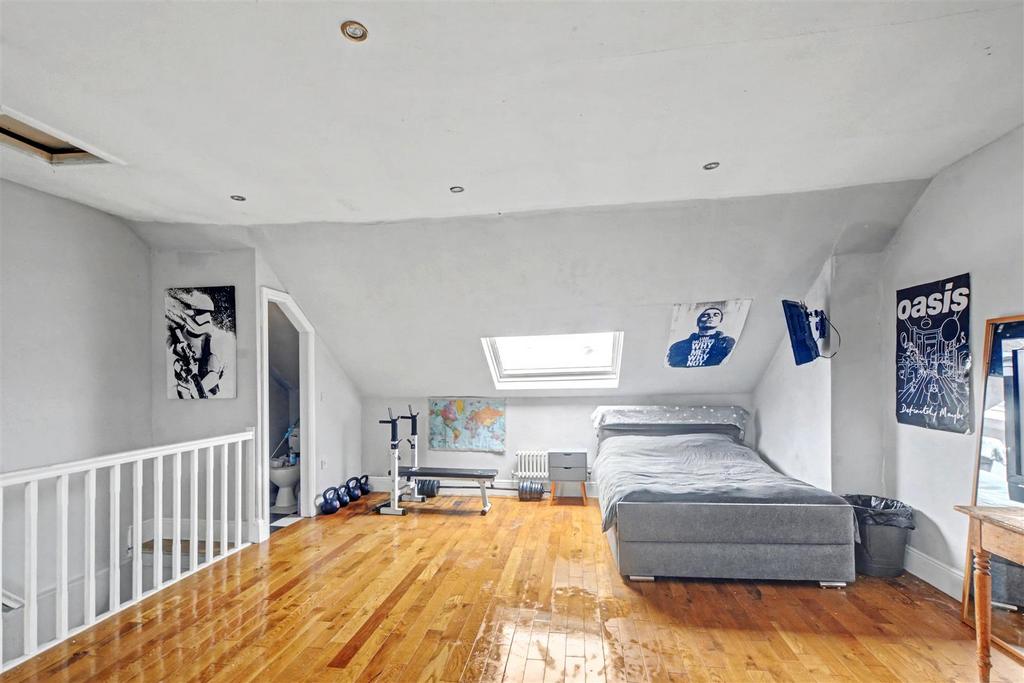 Bedroom Three 6.jpeg