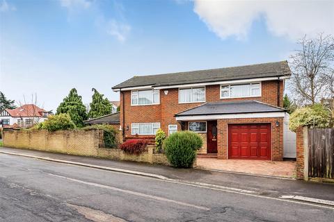 3 bedroom detached house for sale, Manor Road, South Cheam, SM2