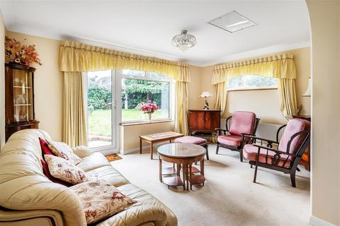 3 bedroom detached house for sale, Manor Road, South Cheam, SM2