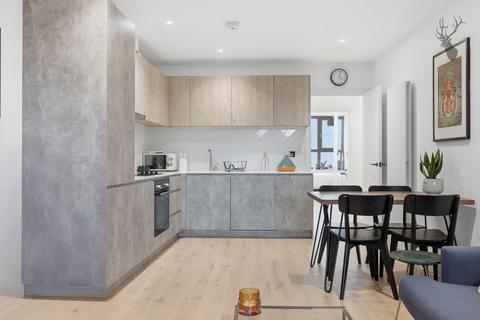 2 bedroom flat for sale, Kettle Yard, Bow