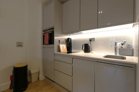 2 bedroom flat for sale, Pinnacle House, Home Park Mill Link, Kings Langley WD4