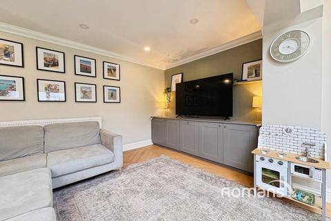 undefined, Home Park Road, Yateley, Hampshire