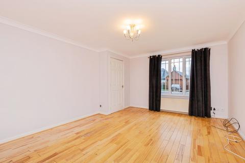 undefined, Elder Grove Avenue, Glasgow, G51