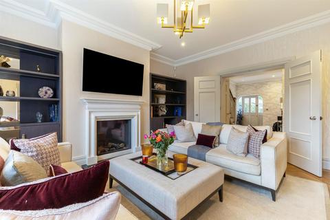 5 bedroom terraced house for sale, Drift Road, Winkfield, Windsor