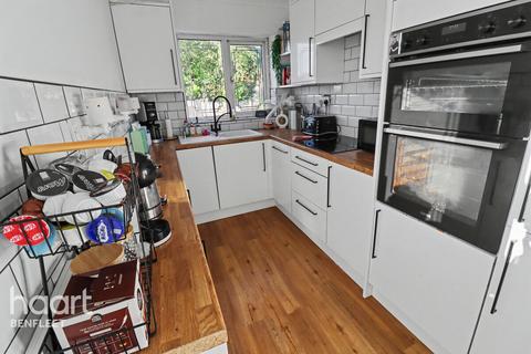 1 bedroom detached bungalow for sale, Delfzul Road, Canvey Island