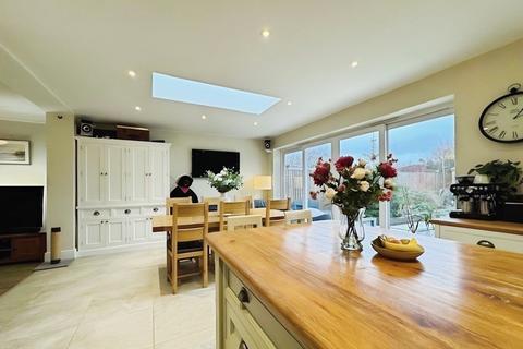 undefined, Hill View Road, Bournemouth, BH10