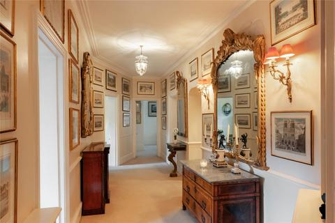 2 bedroom apartment for sale, Coleherne Court, Old Brompton Road, Chelsea, SW5