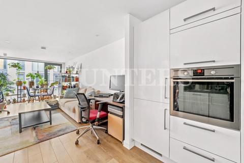 1 bedroom apartment for sale, Lapwing Heights, Waterside Way, N17