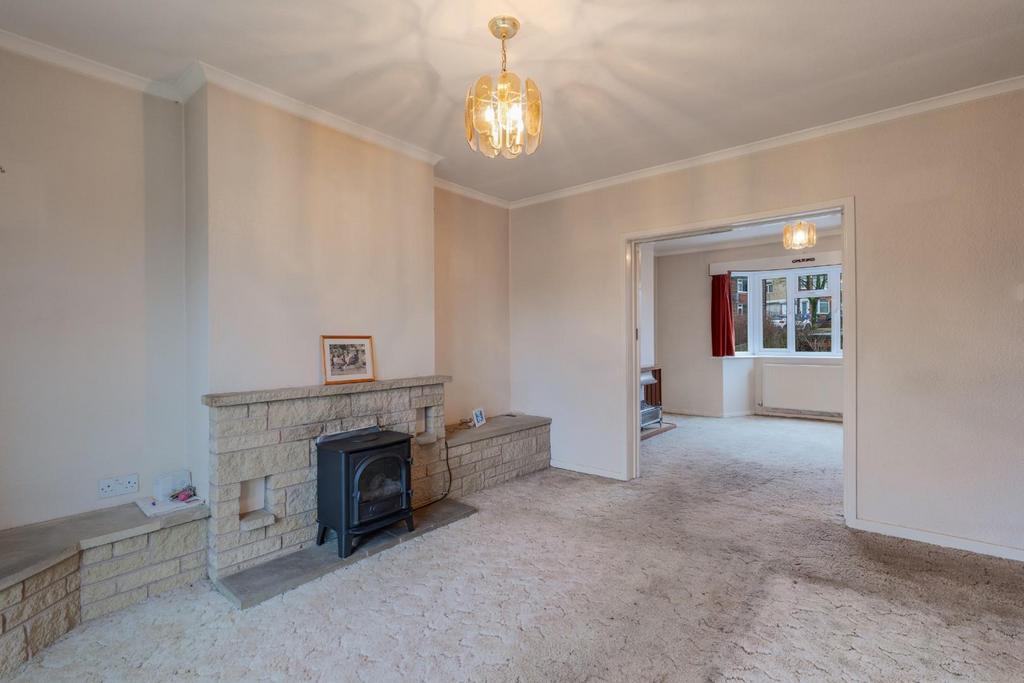 Living dining room-3.jpg