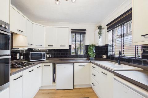 undefined, Millers Close, Lincoln LN4