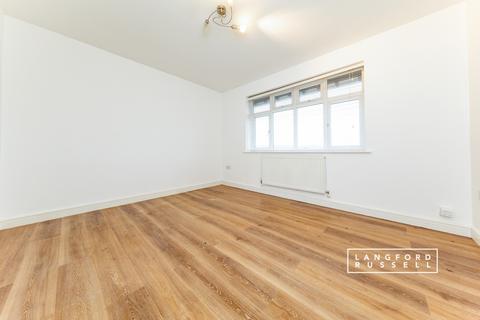 undefined, Woodlea Drive Bromley BR2
