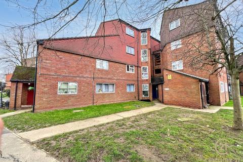 2 bedroom flat for sale, Cranston Close, HOUNSLOW TW3