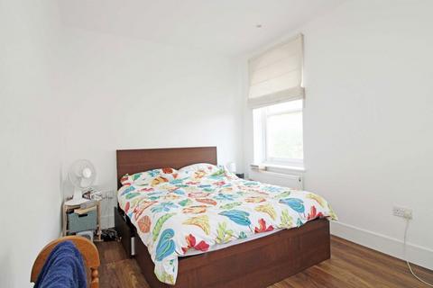 1 bedroom flat to rent, High Street, London W3