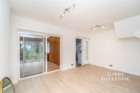 3 bedroom house to rent, Burnham Avenue, Ickenham, Uxbridge, UB10