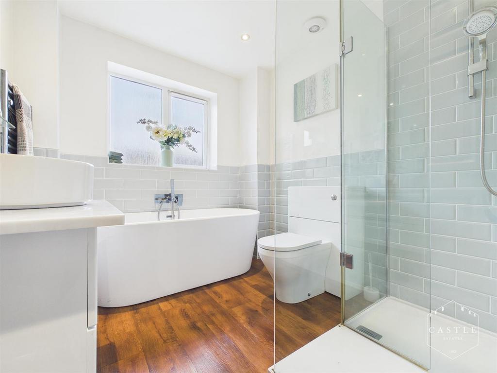 Family bathroom