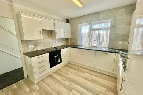 3 bedroom apartment for sale, Dellsome Lane, Hatfield AL9