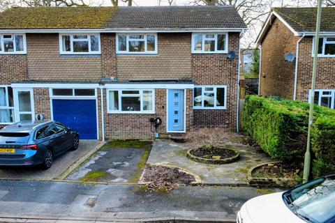 Tavistock Road, Fleet GU51
