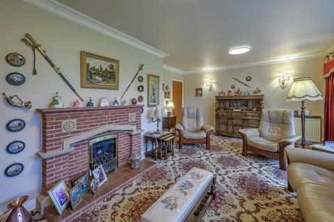 2 bedroom detached bungalow for sale, Meadows Reach, Pedmore Lane, Stourbridge, DY9 0SY